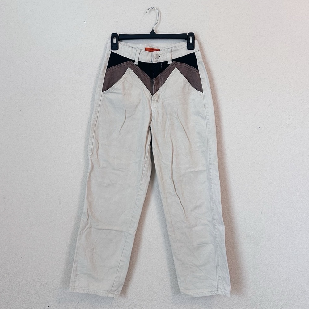 Signature 8 Western Style Straight Leg Cream Colored Jeans Size Small